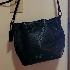 Purse with arm strap